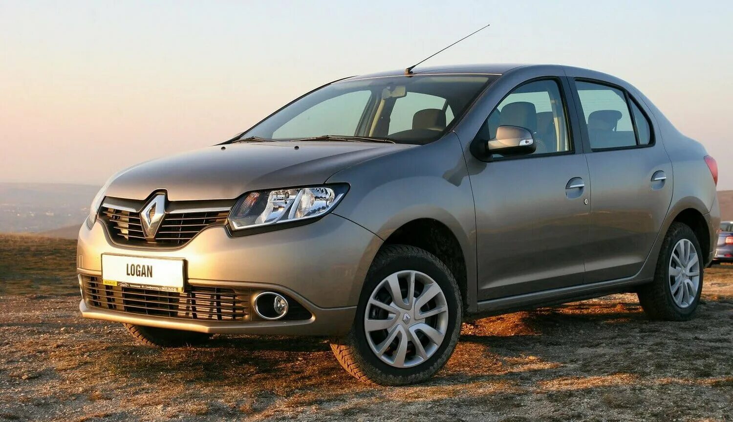 Покажи renault