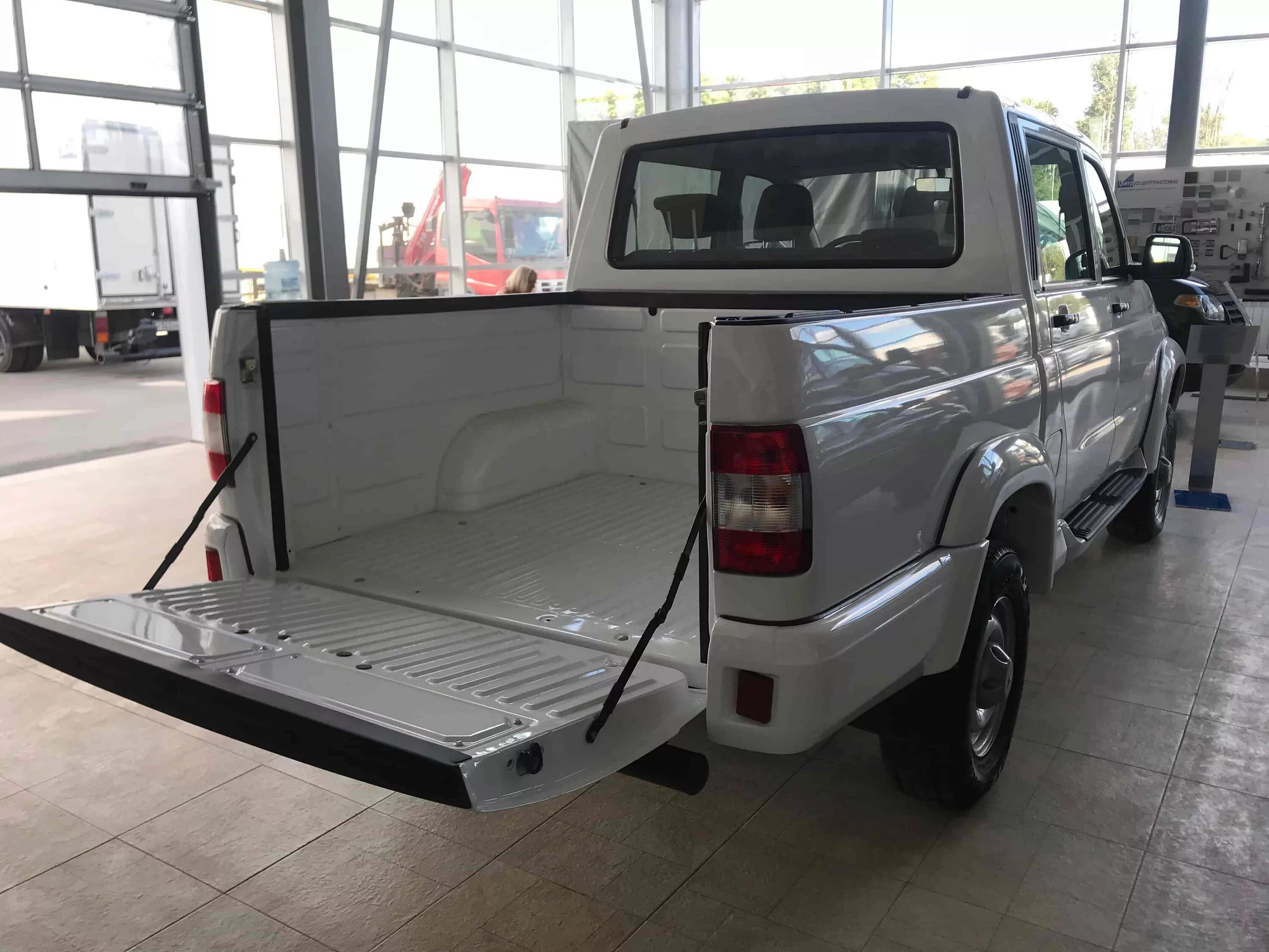 Уаз пикап 2021. UAZ Pickup 2021. УАЗ Патриот пикап 2021 салон. УАЗ Патриот Pickup 2021. УАЗ Патриот пикап АКПП.