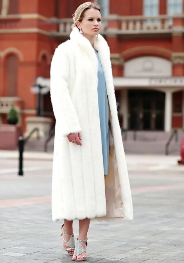 Шубы длинные в пол. Дубленка женская длинная. Шуба из песца. Роскошная белая шуба. Алена шишкова в мехах.
