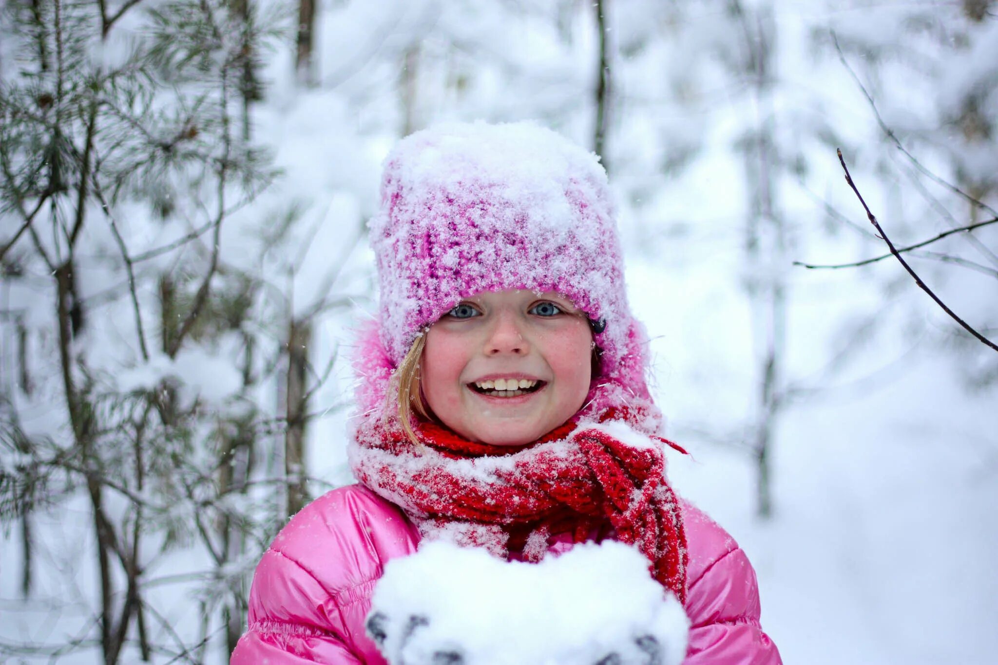 Девочка зима. Зима для детей. Дети в снегу. Зимняя фотосессия с ребенком.