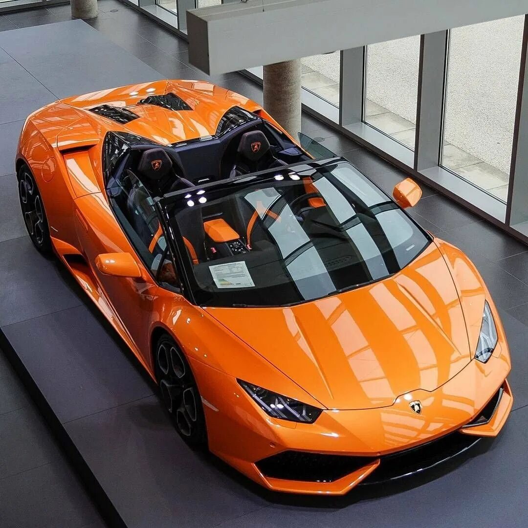Включи оранжевый автомобиль. Ламборгини Хуракан Спайдер. Ламборджини Галлардо оранжевый. Lamborghini Spyder. Ламборджини Huracan Spyder.