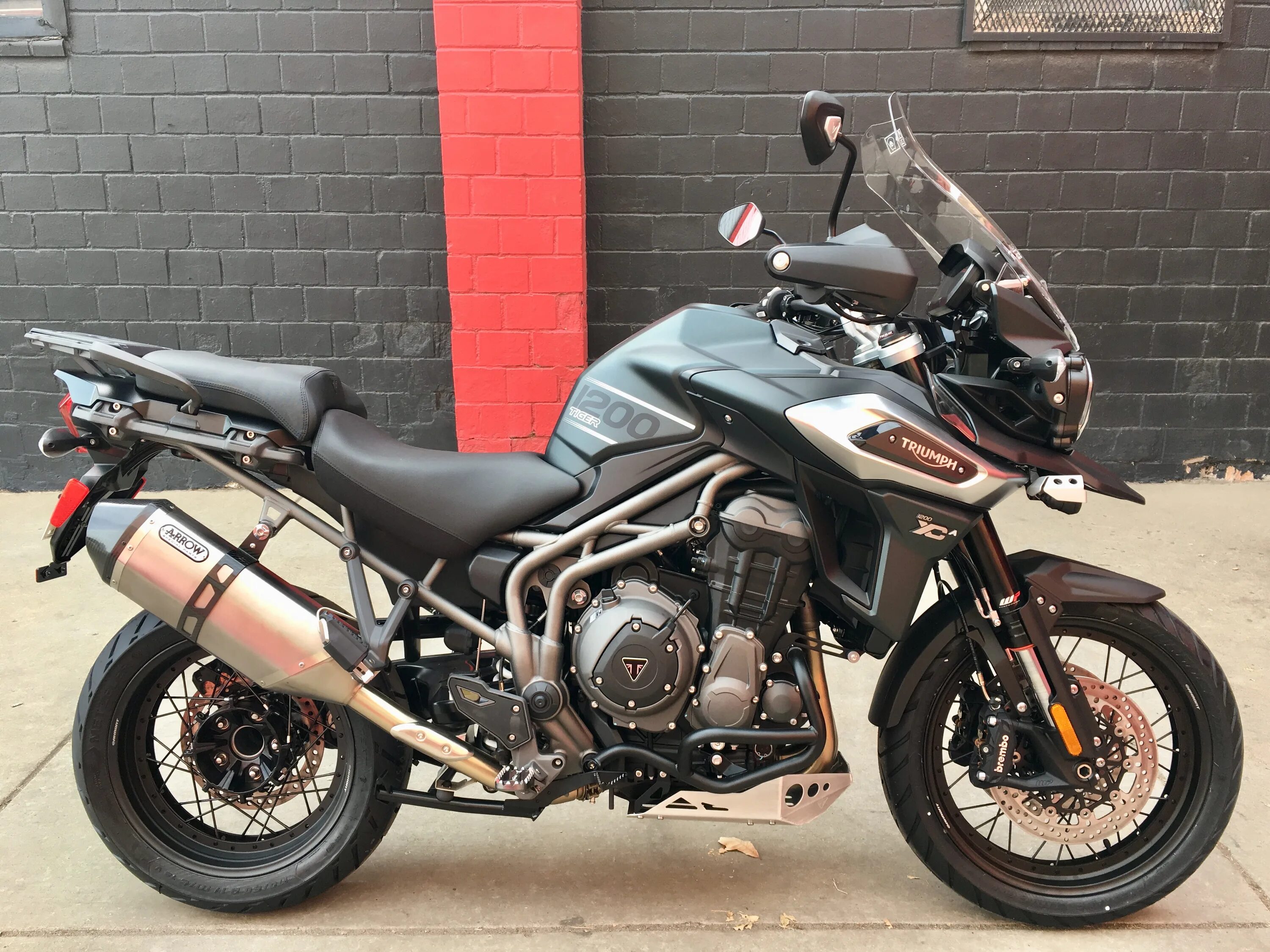 Triumph Tiger 1200. Triumph Tiger 1200 XR. Триумф эксплорер 1200. Триумф Тайгер 1200 XCA. Тайгер 1200