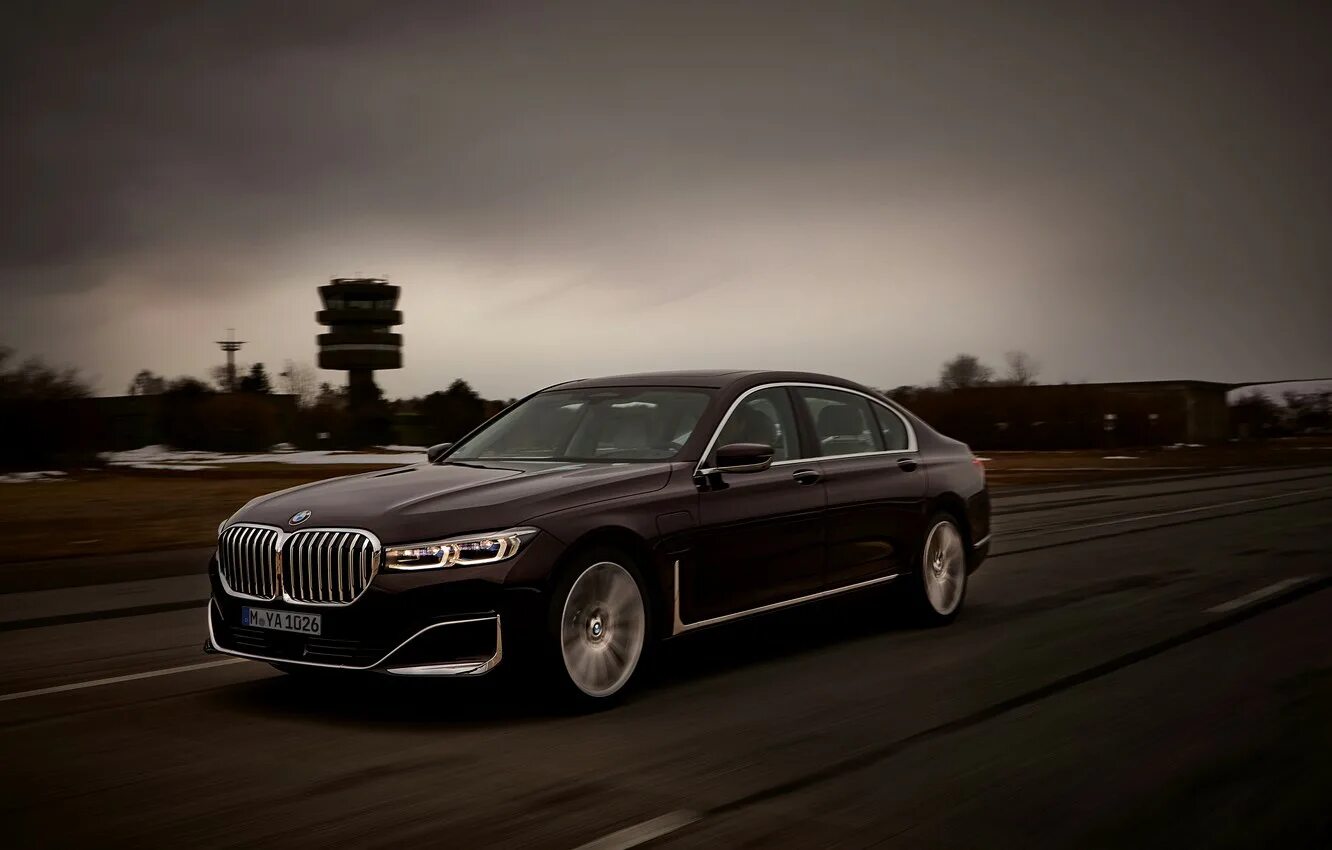 Bmw 7 series. BMW 745 le XDRIVE. BMW 7 2019. БМВ 7 седан 2020. BMW 7 Series 2019.