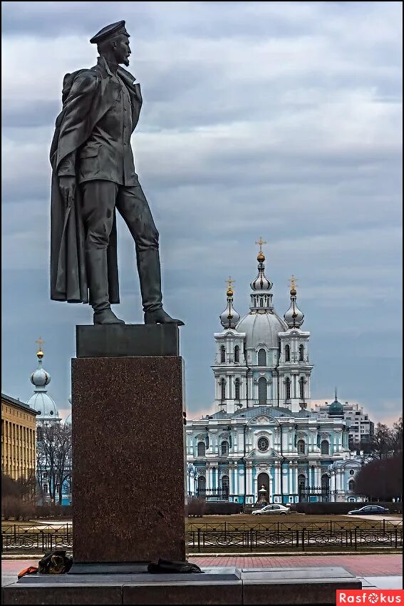 памятник феликсу дзержинскому спб. э. памятник дзержинскому в санкт-петербурге. памятник дзержинскому спб на шпалерной. дзержинского санкт петербург.