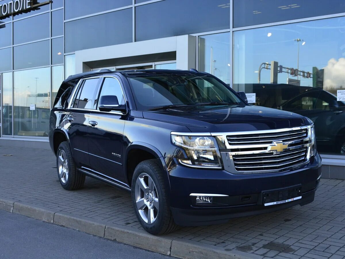 Купить шевроле тахо новый. Шевроле Тахо 4. Chevrolet Tahoe 2018. Chevrolet Tahoe 2020. Chevrolet Tahoe 2019.