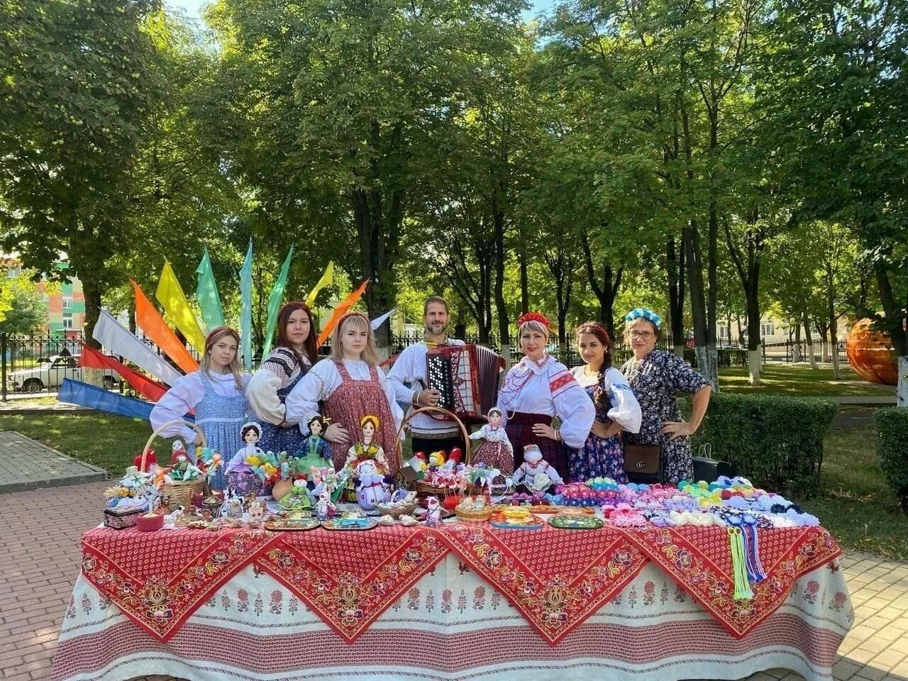 Губкин мероприятия. Фольклорные забавы. культурные мероприятия. дом ремесла губкин.