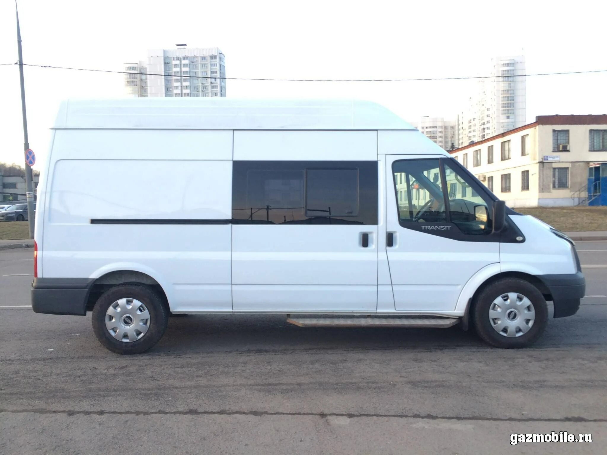 Транзит купить цена. Ford Transit 2013 Грузопассажирский. Ford Transit Грузопассажирский (5+1). Форд Транзит Комби 300. Ford Transit Комби.