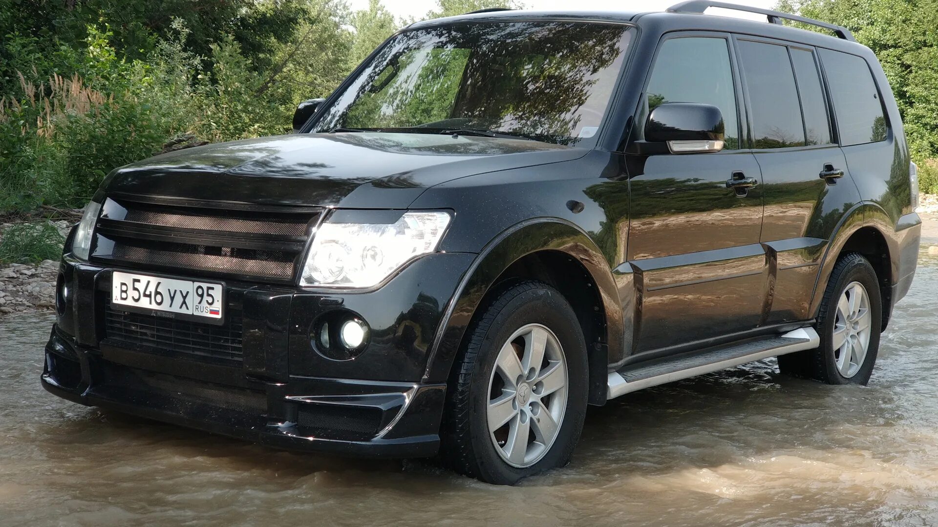 Паджеро 4 3.8 какой бензин. Mitsubishi pajero колхоз. pajero 4 обвес. обвес на паджеро 4 рестайлинг. обвес паджеро 4 кобра.