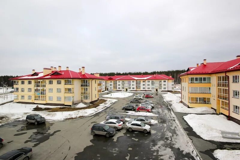 Поселок кирпичный среднеуральск. Золотая горка среднеуральск. Северные ворота 4 среднеуральск. Среднеуральск, улица бахтеева, 10. Проект дома kd 302.