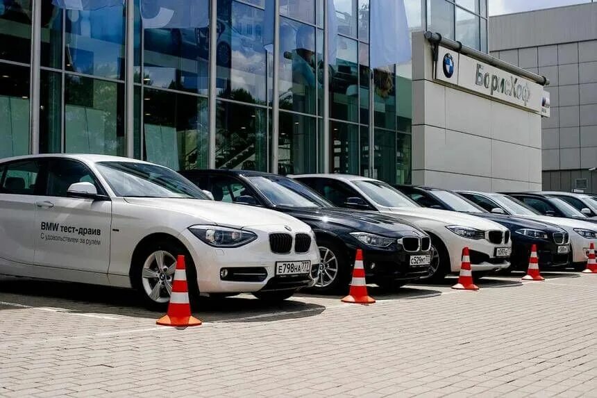 БМВ дилер Борисхоф. BMW Борисхоф Балашиха. Купить авто бмв москва