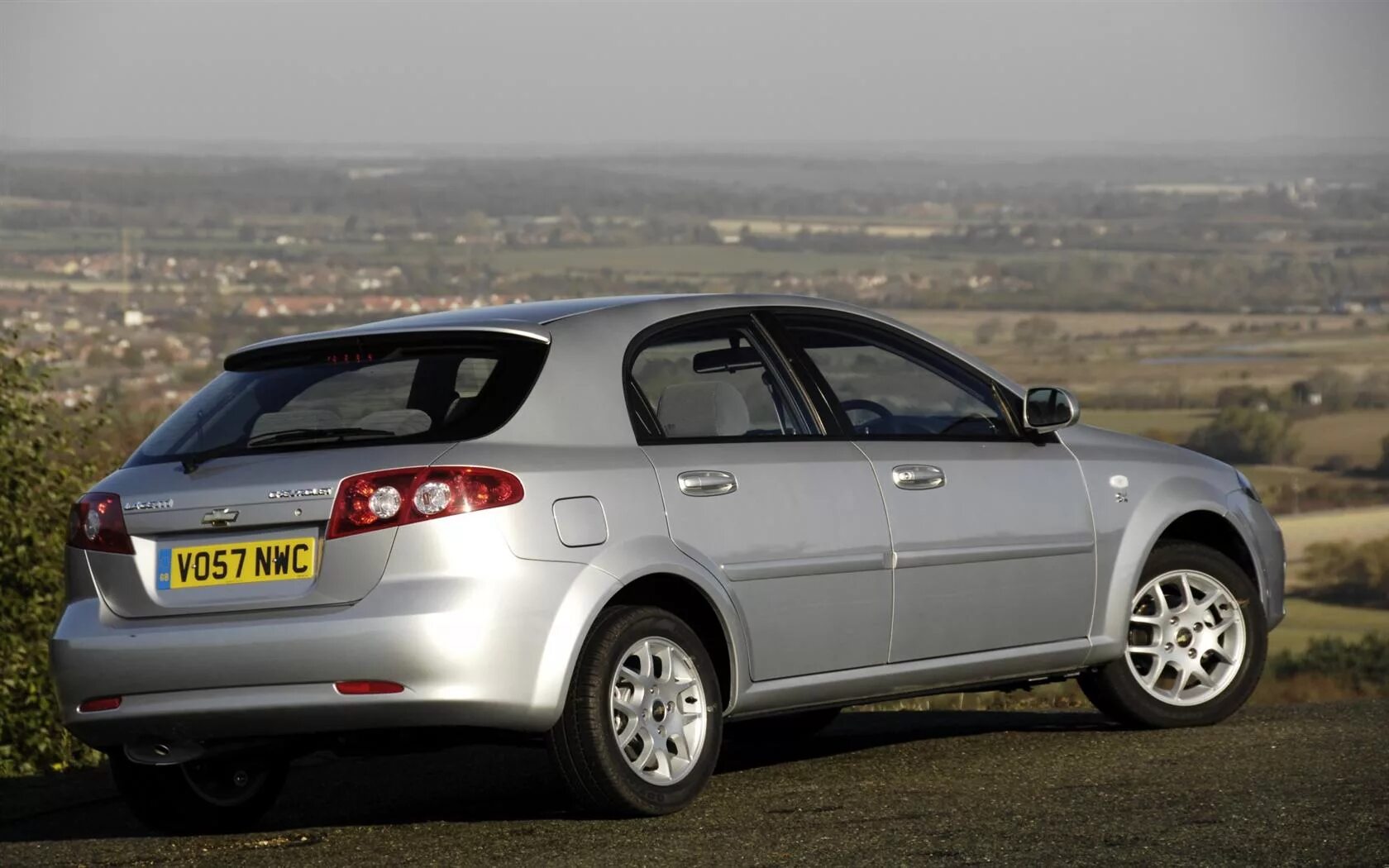 Шевроле хэтчбек 2010. Шевроле Лачетти хэтчбек. Chevrolet Lacetti Hatchback. Шевроле Лацетти хэтчбек. Лачетти хэтчбек 1.6.