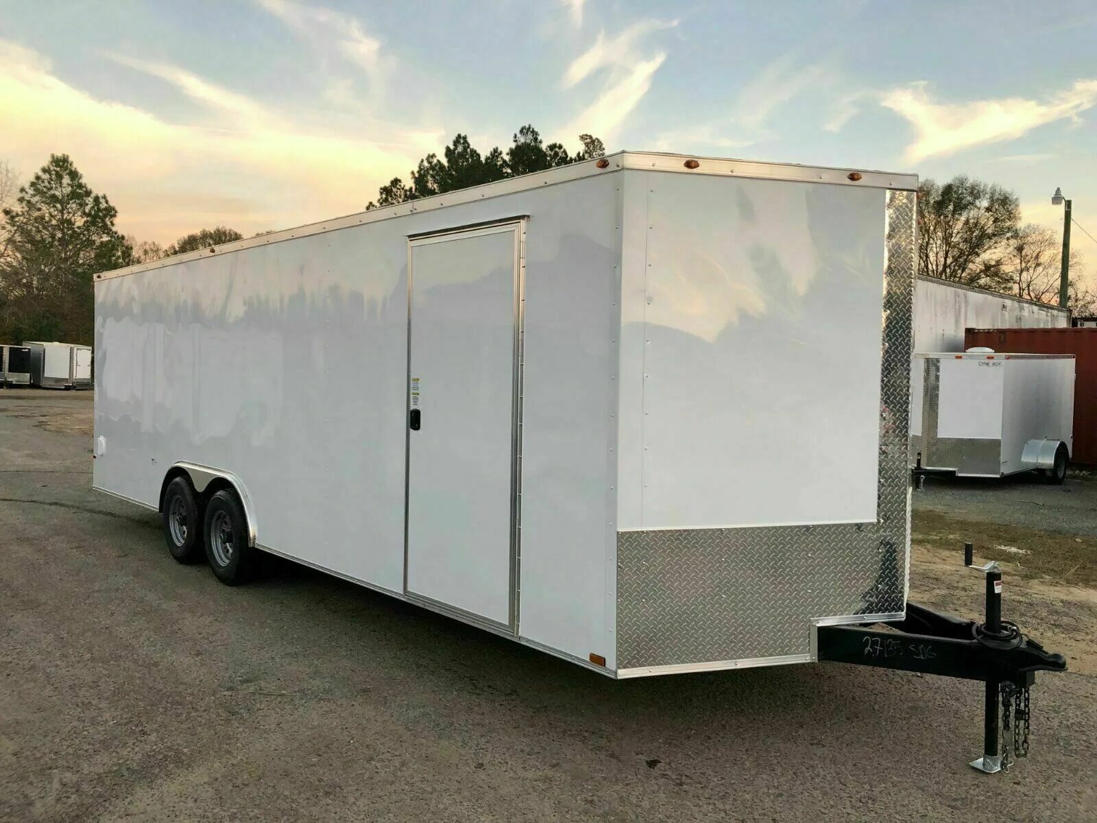Полуприцеп флатбед. Прицеп caravisio caravan. Прицеп custom trailer 19000 kg. Прицеп caravisio caravan. Ifor williams tt3520 прицеп.