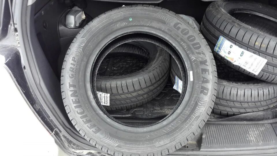 Купить шины 195 60 15 летние. Goodyear EFFICIENTGRIP Performance 2 185/65 r15. Goodyear EFFICIENTGRIP Performance 195/60 r15 88v. Автомобильная шина Greenlander 202 195/60 r15 88v летняя. Автомобильная шина Goodyear EFFICIENTGRIP Performance 195/60 r15 88h летняя.