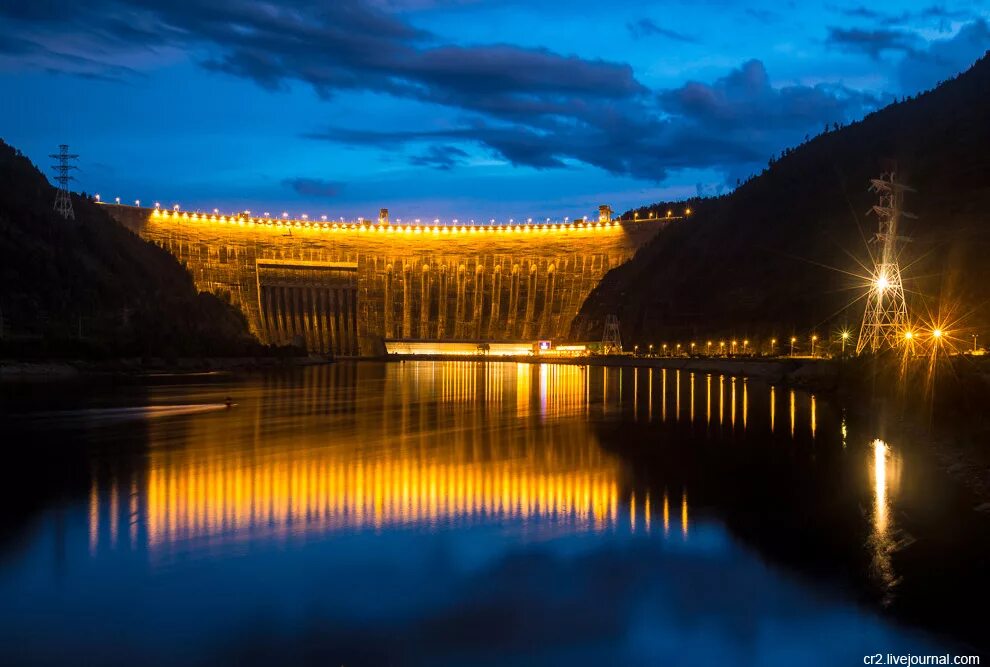 Сш гэс. Сш гэс. Сш гэс. Хакасия гэс шушенская гидроэлектростанция. Плотина саяно-шушенской гэс.