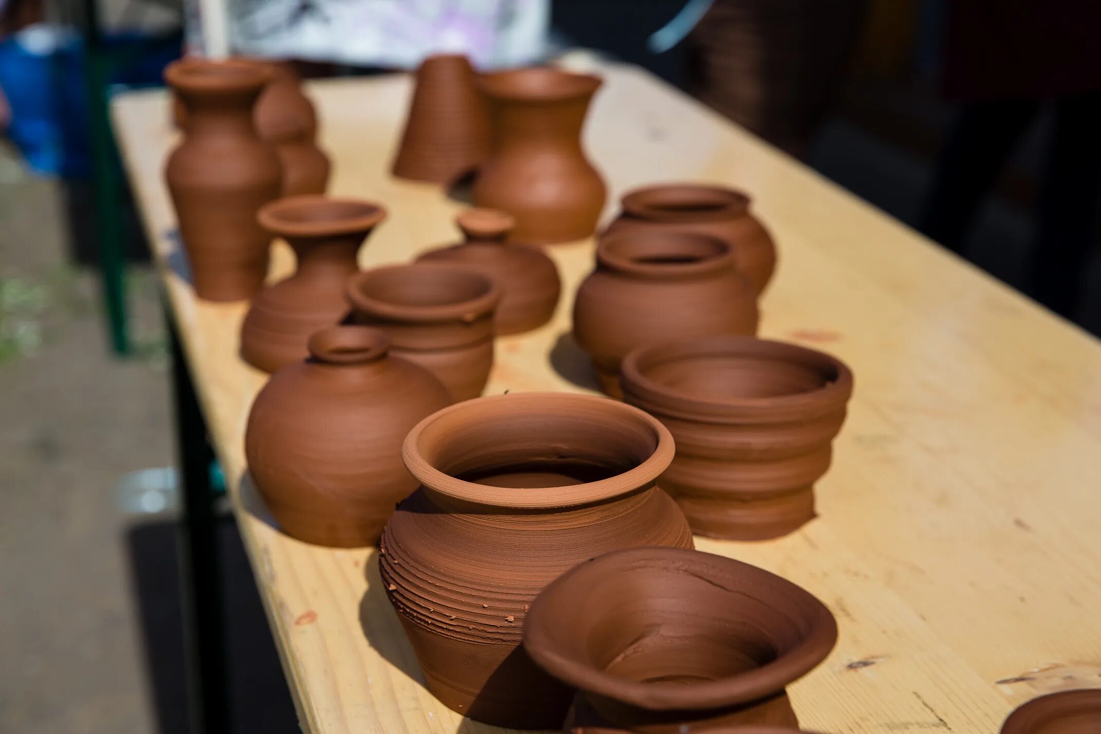 средневековый гончар. малые гончары 11 тула. малые гончары 13 тула. ганчарства. гончар.