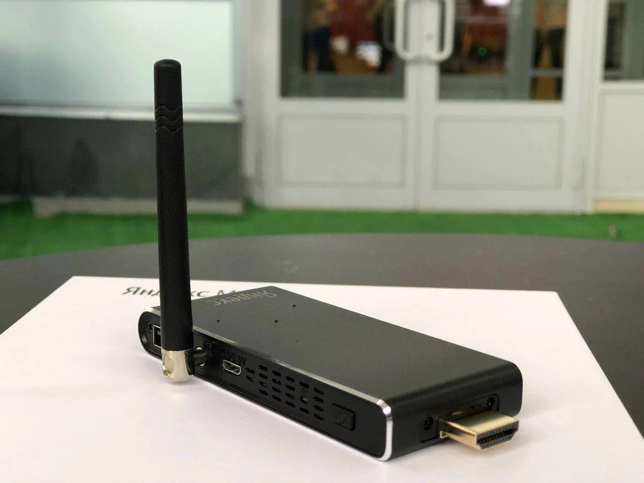 яндекс. тв приставка яндекс модуль. модуль медиаплеер с алисой. тв модуль мтс ird-4000/5. яндекс модуль тв-приставка с алисой.