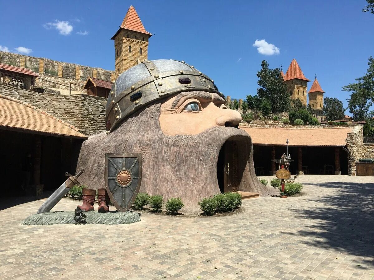 Парк лога территория. Парк Лога Ростовская область. Каменск-Шахтинский сказочный парк. Парк в Каменске-Шахтинском Лога. Парк лого в Каменске-Шахтинском.