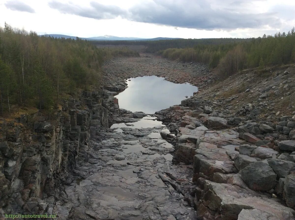 Верхнетуломское водохранилище мурманская область. Верхнетуломский водопад. Кольский полуостров. Верхнетуломский мурманская. Верхнетуломский мурманская.