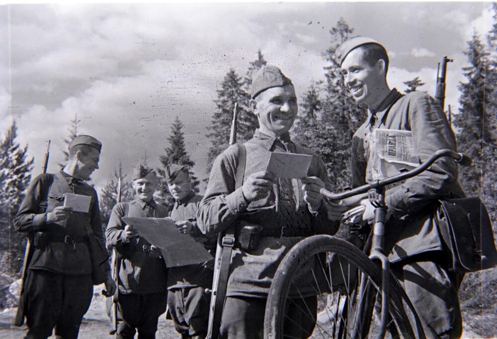 Солдат в 100 лет. Солдаты Великой Отечественной войны. Военные фотографии.