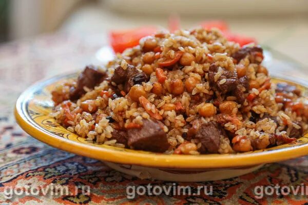 Зачем в плове нут. Нутовый горох для плова. Гороховый плов. Плов с горошком. Плов с нутом.
