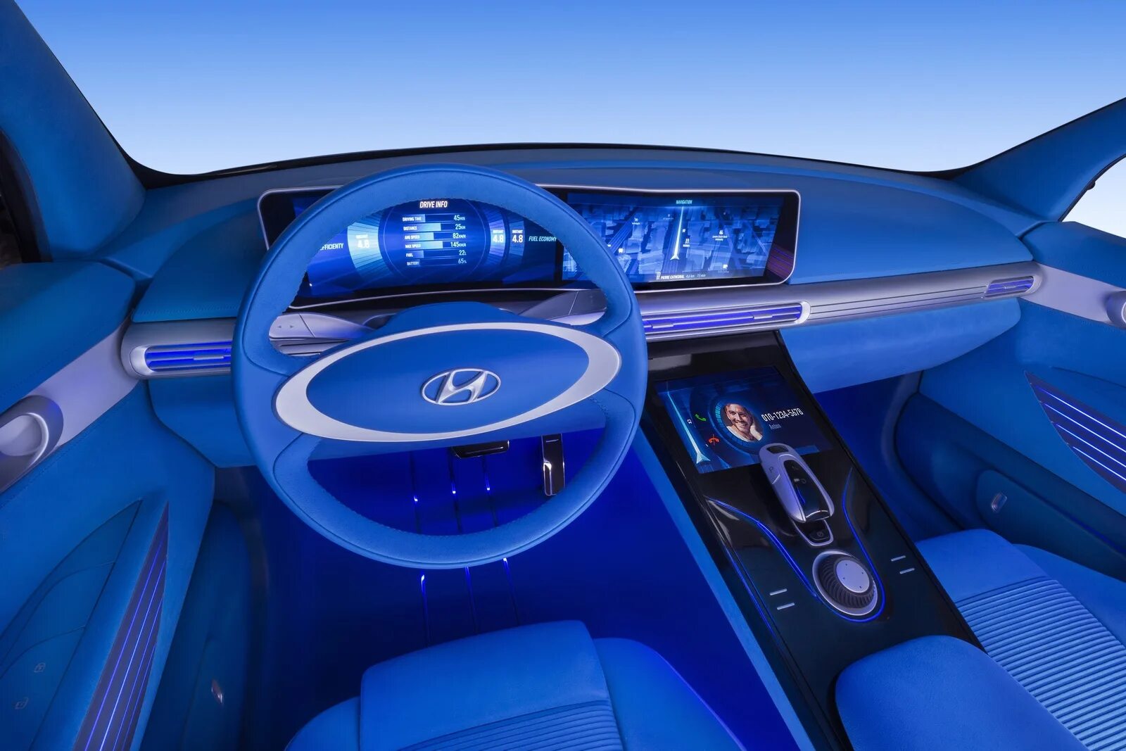 Водородный дом. Hyundai Fe fuel Cell Concept. Hyundai hydrogen fuel Cell. Hyundai Concept водородная. Hyundai blue2 fuel Cell Interior.
