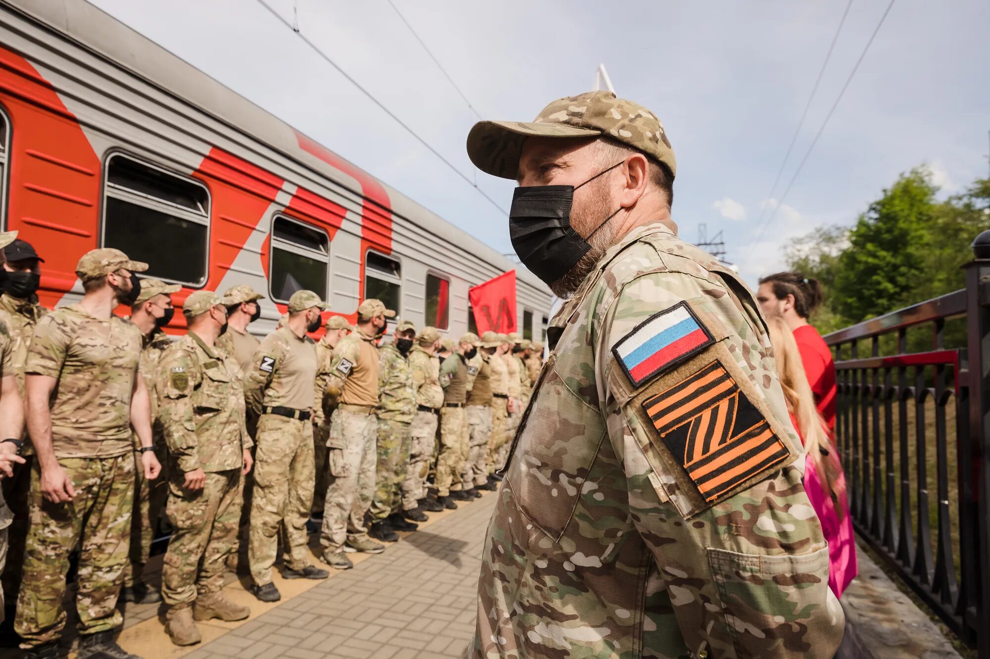 Военные новости канал. Специальнаявоннаяоперация. Специальная Военная операция. Солдат Российской армии. Спецназ Росгвардии на Украине 2022.