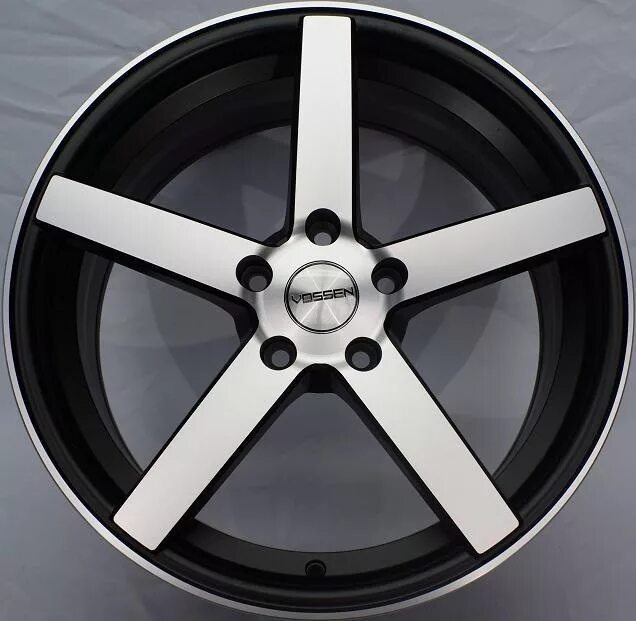 R17 5 114. Диски Vossen r17. Диски Vossen r17 5x114.3. Vossen r18 5x114.3 звезда. Диск литой Vossen r17.