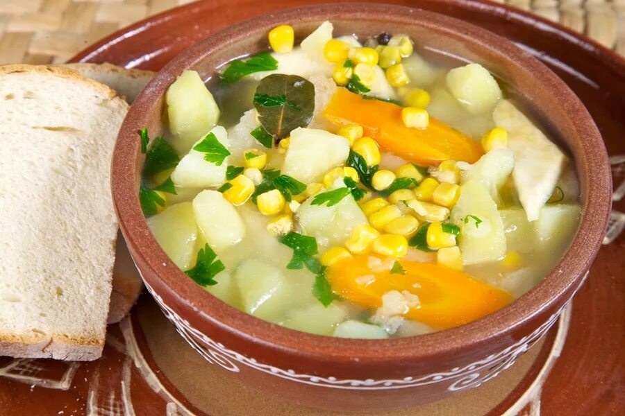 Первый вкусный. Кукурузный суп. Наваристый картофельный суп. Суп с кукурузой. Овощной суп с кукурузой.