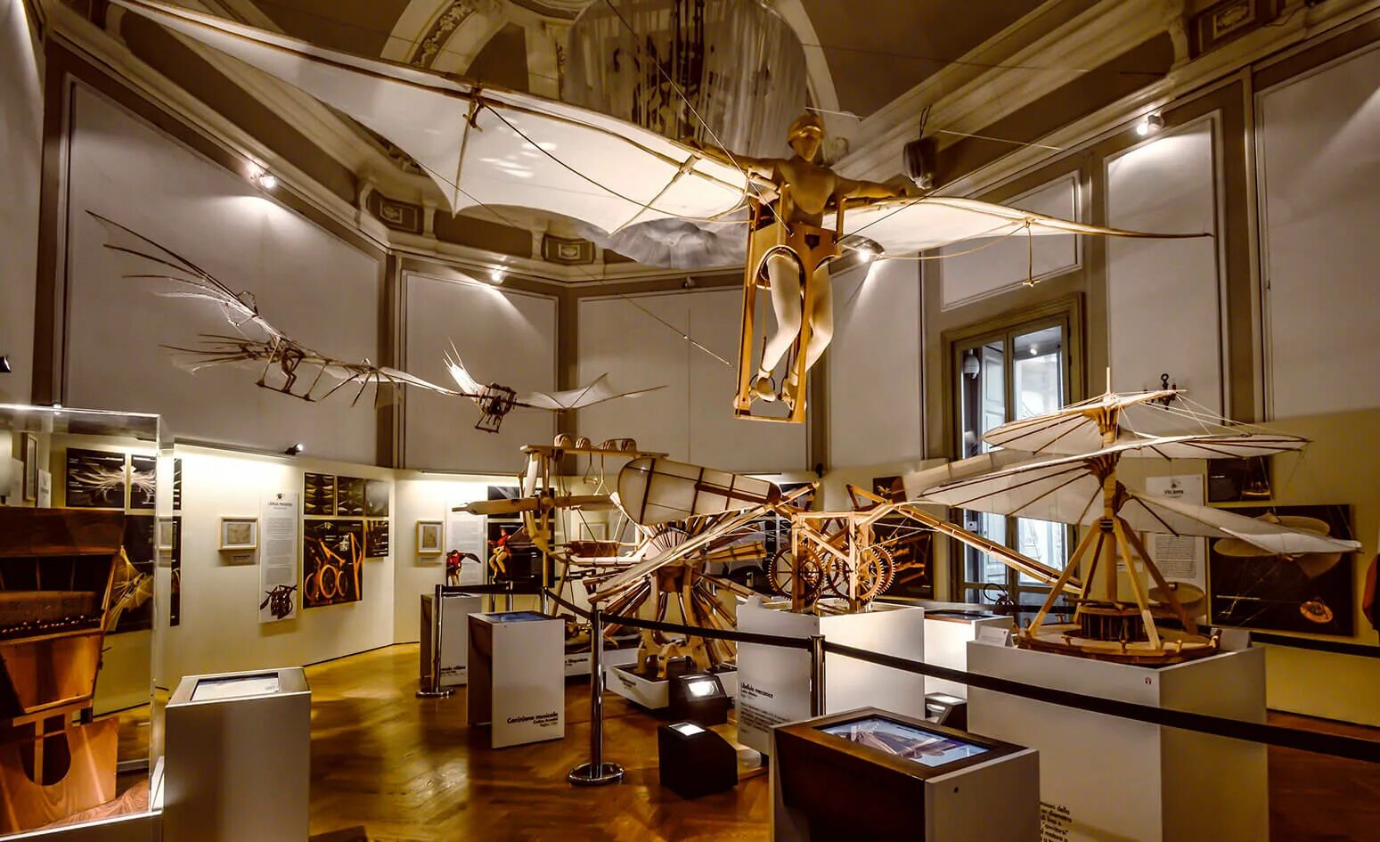 В каких странах находятся музеи. Музей Леонардо Давинчи. Музей Леонардо да Винчи в Милане. Музей Леонардо да Винчи в Италии.