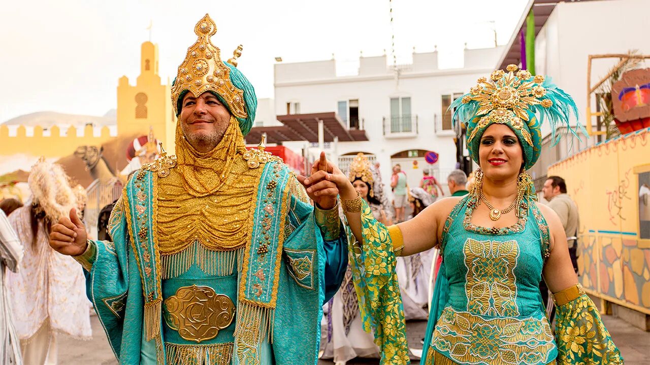 Christian festival. Культура мавров. Christian festival. Christian festival. Аттракцион мавры и христиане.