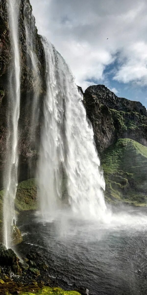 Штауббахский водопад. Живые водопады. Водопад в горах. Живая природа водопады.