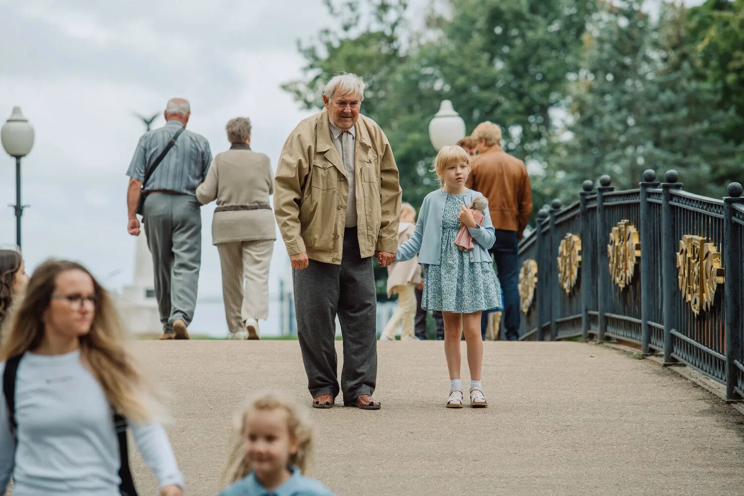 Анастасия стежко в сериале вампиры средней полосы. Вампиры средней полосы новогодняя серия. Сериал вампиры средней полосы 2021. Анастасия стежко вампиры средней полосы. Юрий стоянов вампиры средней полосы.