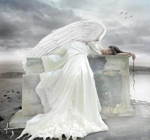 Ангелы тоже плачут вышел. Уставший ангел. Ангел белый. Ангел в белом одеянии. И плачут ангелы.