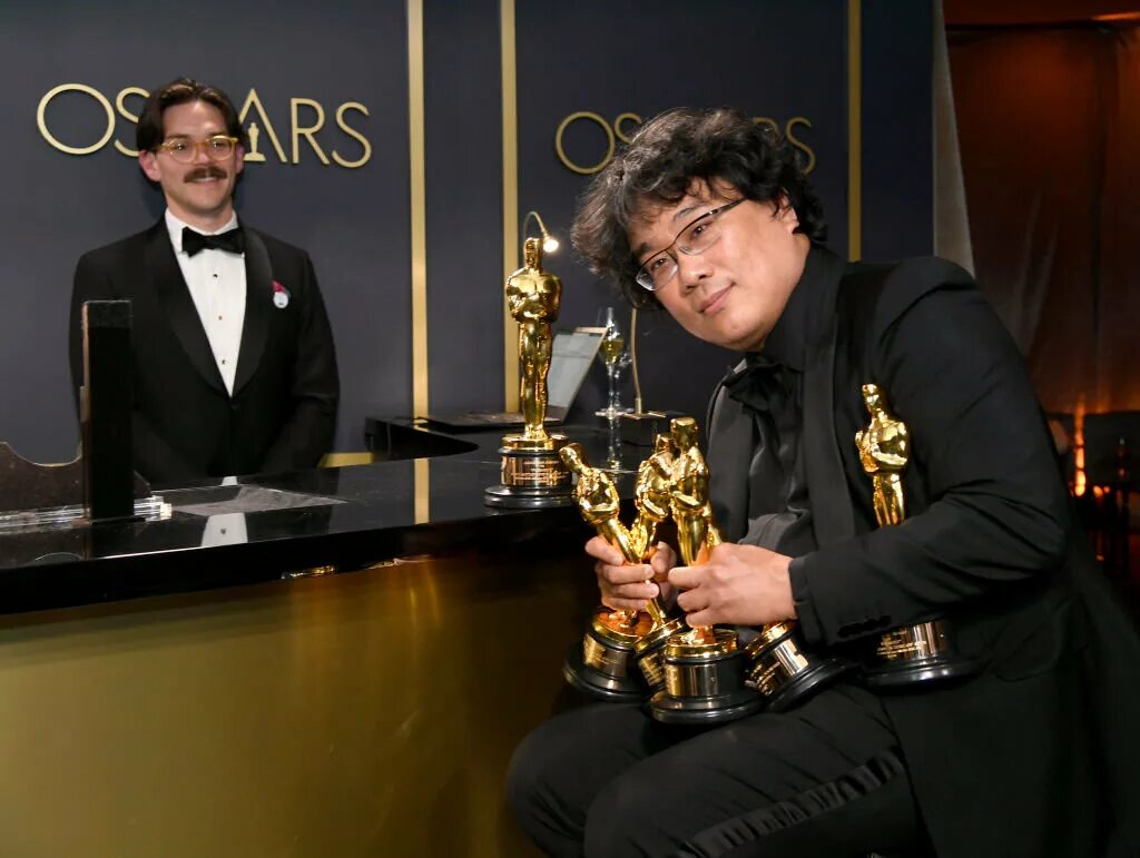 Победители оскара по годам. Пон Чжун Хо Оскар. Пон Чжун Хо награды. Оскар 2020 победители.