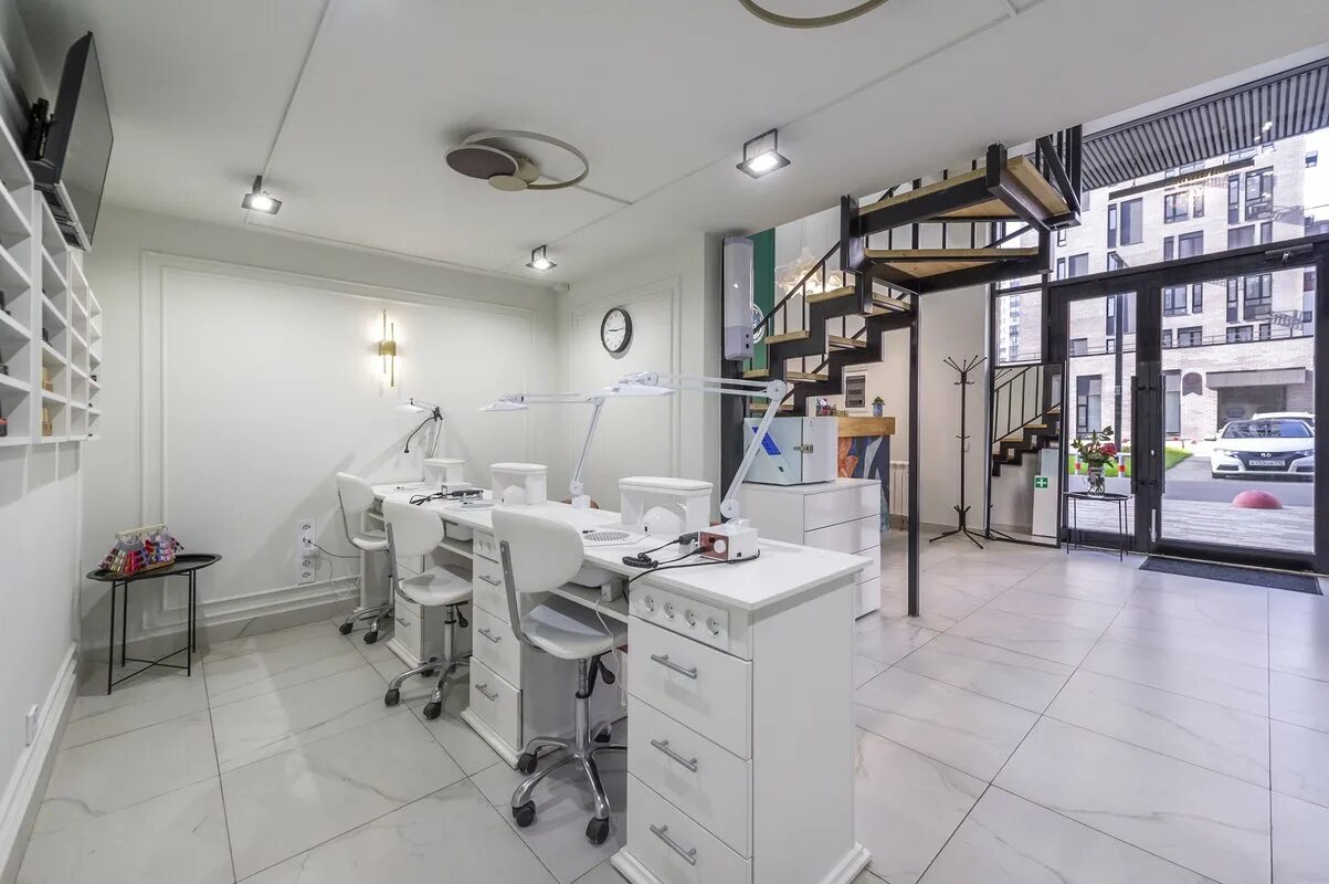 Si nails бориса пастернака. Summer салон красоты таганская. Салон si. Салон красоты парнас. Салон si.