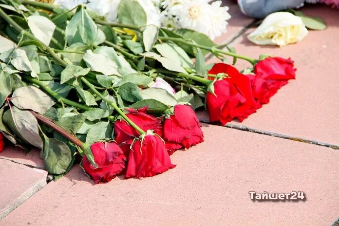 В июне заплатили 1500. В июне заплатили 1500