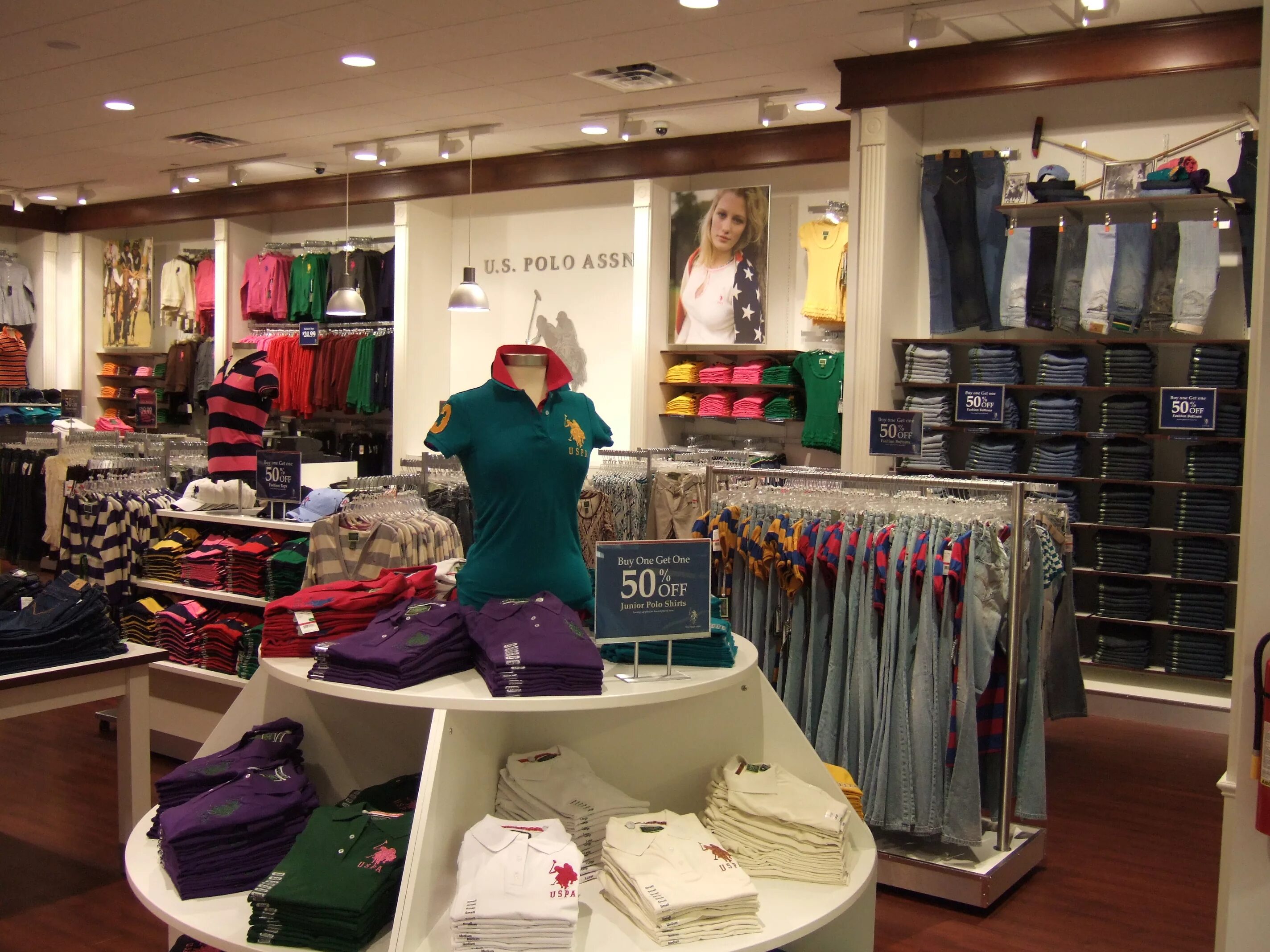 S. S. S. Us polo assn store. U.