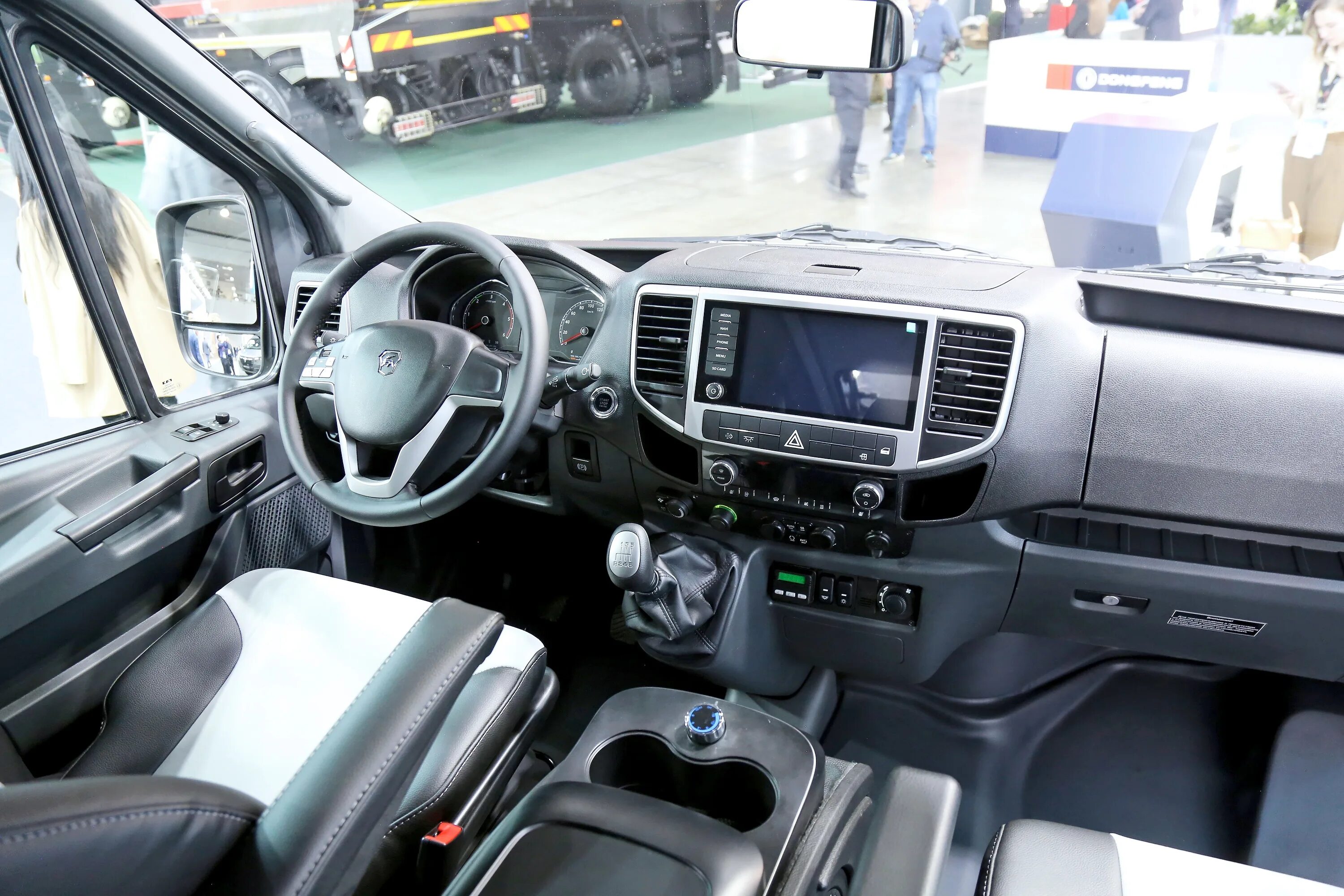 ГАЗ вывел на тесты "Соболь-NN" в кузове пикап - Motor