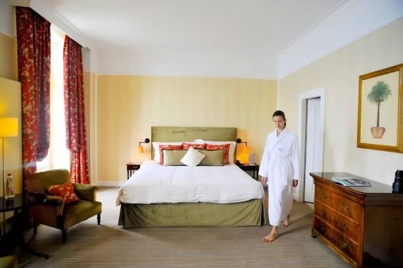 Des trois. Веве швейцария гостиница тре. Cocus. Веве швейцария гостиница trois couronnes. Гостиница ассоциации.