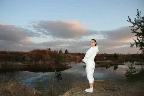 Фотографии выставила