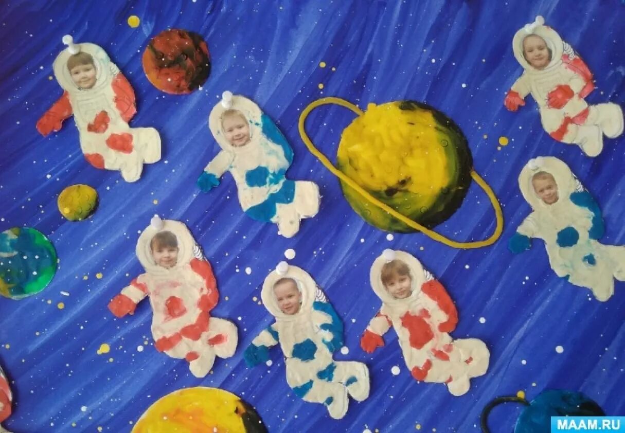 Космос занятие в младшей группе. Рисование в старшей группе на тему космос. Пластилинография на тему космос в старшей группе. Космос старшая группа. Космос для старшей группы детского сада.