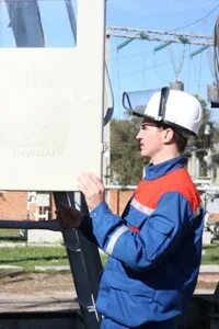 Осуществляющему реконструкцию