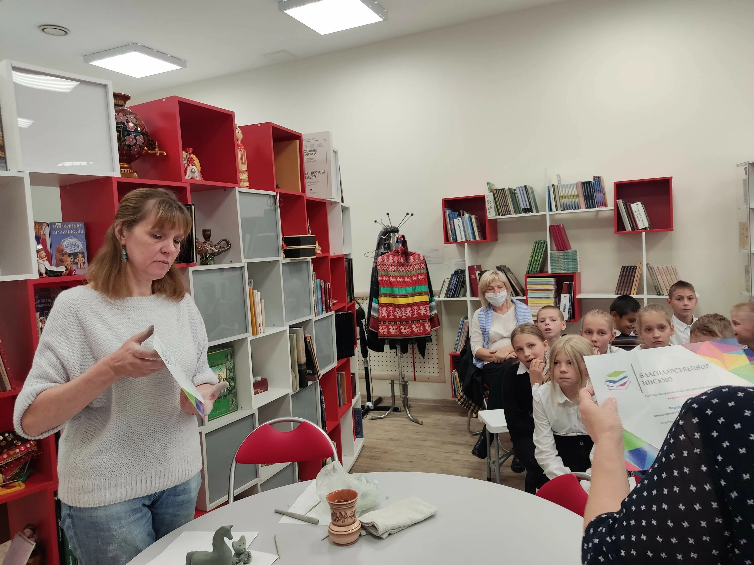 Педагоги архангельского педколледжа. Школьники младших классов. Калуга ленина 74 народный дом. Сайт одб калуга. Учеба в институте.