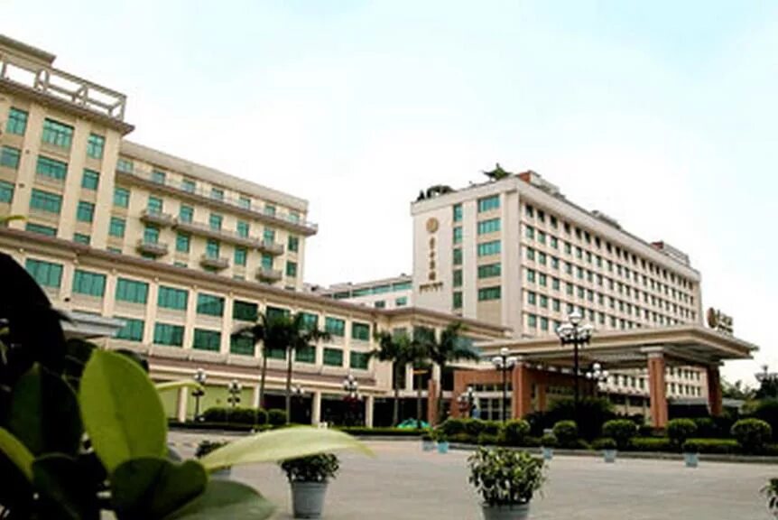 Китай мандарин отель. China hotel guangzhou. Planet guangzhou hotel. China hotel guangzhou. Линьхай китай.