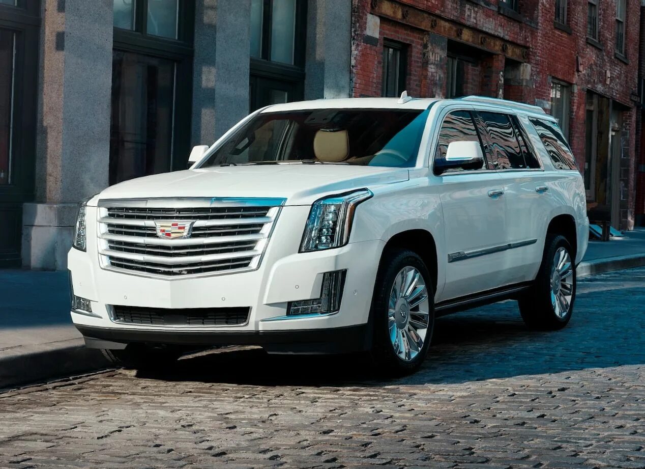 Кадиллак эскалейд 2018. Cadillac Escalade 2019. Cadillac Escalade IV 2018. Кадиллак Эскалейд 2019.