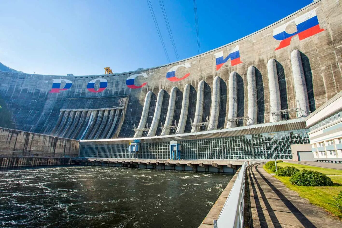 В каком городе находится гэс. Саяно-шушенская гэс экскурсии. саяно-шушенская гэс сейчас. саяно-шушенская гэс россия 2025. маяно шущенскаягэс в россиим.