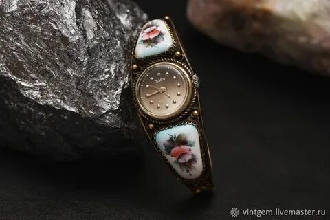 Финифть часы женские