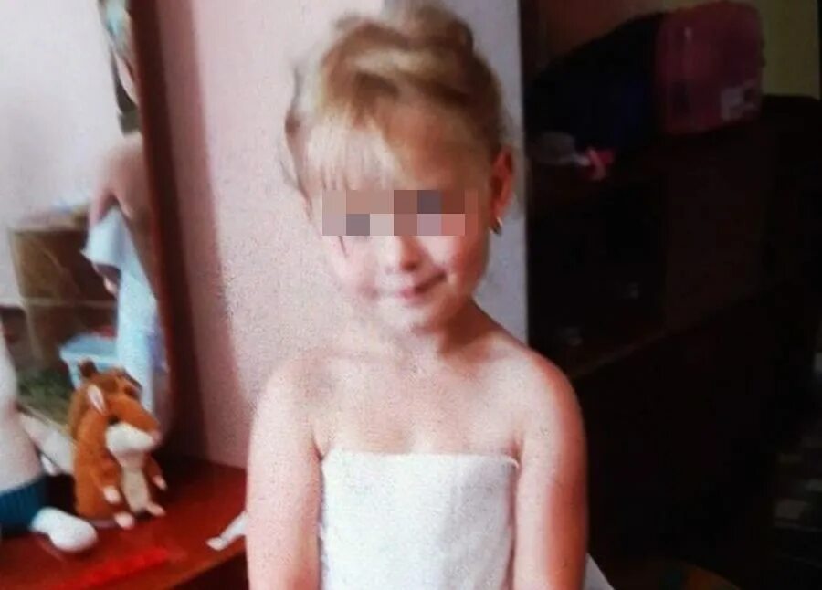 Похищение девочки 5 лет. Похищение девочки в костроме 4 января 2022. Убийцы 5-летней девочки в костроме. Памятник веронике николаевой кострома. Пятилетние девочки в лесу.