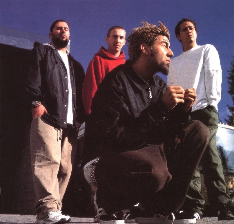 Группа Deftones 1997. Deftones чино Морено. Чино Морено 1997. Deftones 2000.