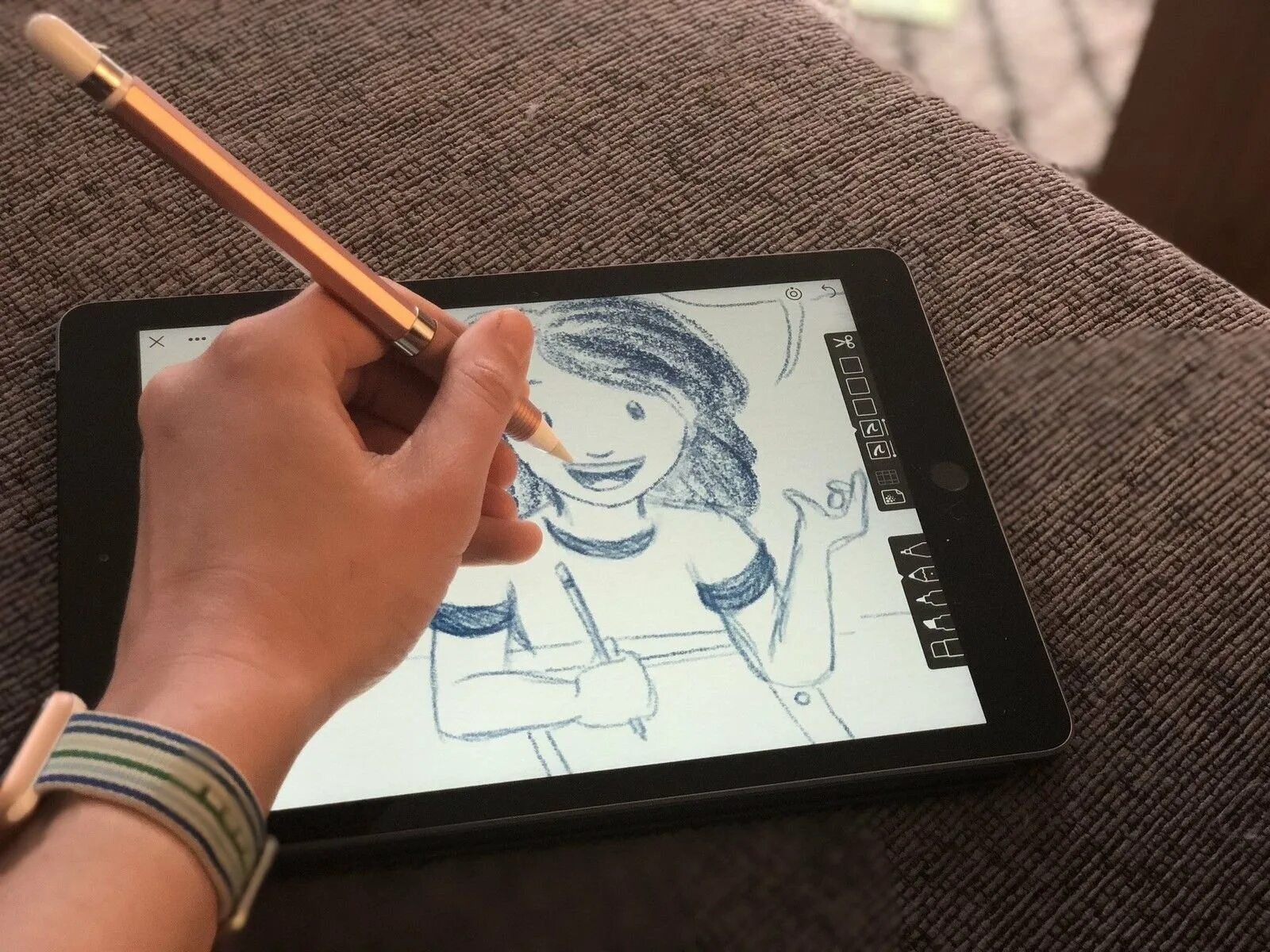 В каком приложении рисуют на айпаде. Apple ipad pro 11 pencil. apple pencil на айпаде. рисование на ipad apple pencil. пенсил для рисования на планшете.